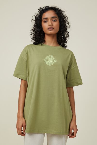 The Oversized Graphic Tee, MYTHIQUE/SAFARI GREEN