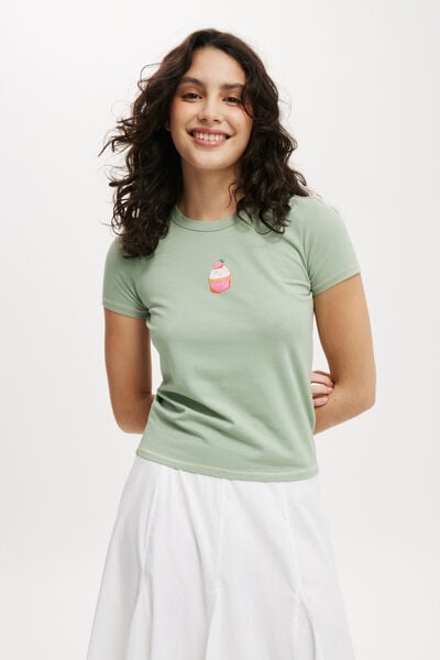 Fitted Graphic Longline Tee, CUPCAKE/ SOFT JADE
