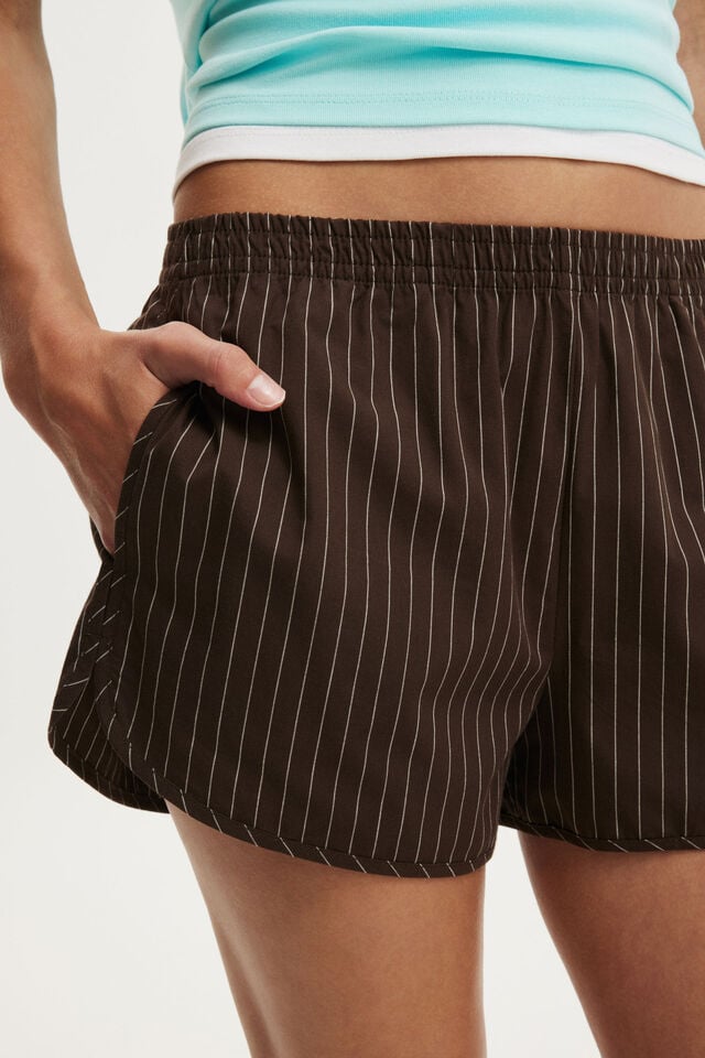 Chloe Sporty Short, KYLIE PINSTRIPE DARK OAK