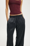 Cal&ccedil;a - Low Waist Satin Pant, STEEL ONYX - vista de exemplo 3
