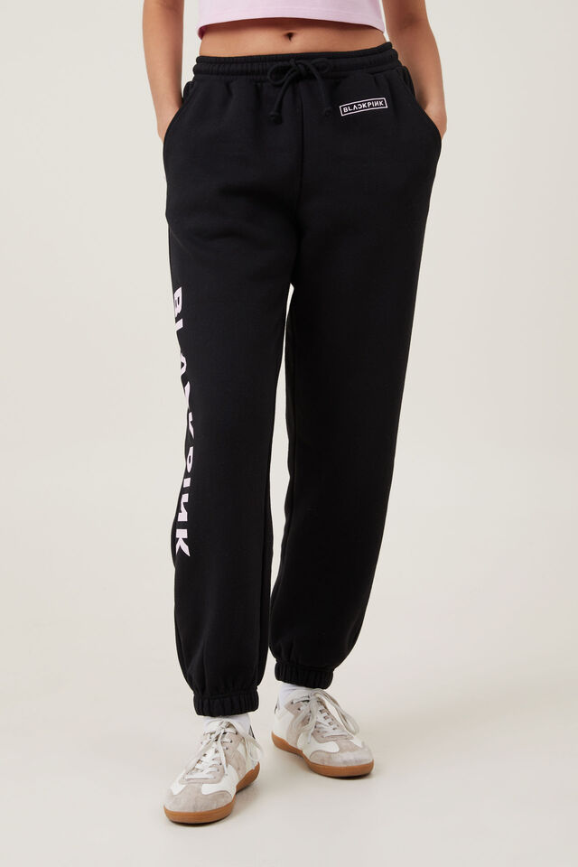 Calvin Klein Women's Logo Jogger Sweatpants, Black, X-Small : :  Clothing, Shoes & Accessories