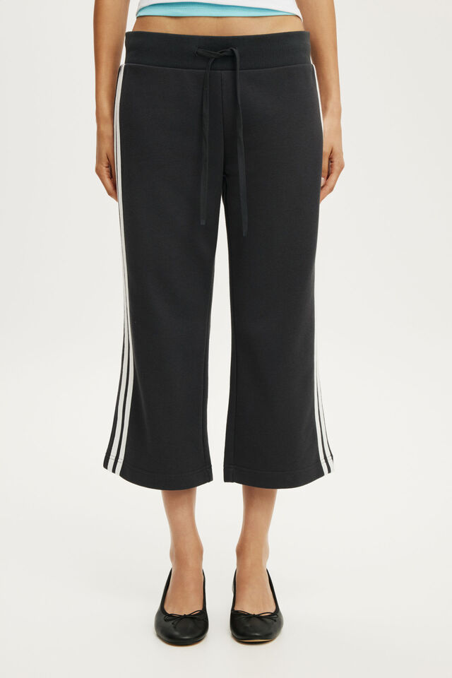 Capri Fleece Sweatpant, SHADOWSTONE/WHITE STRIPE