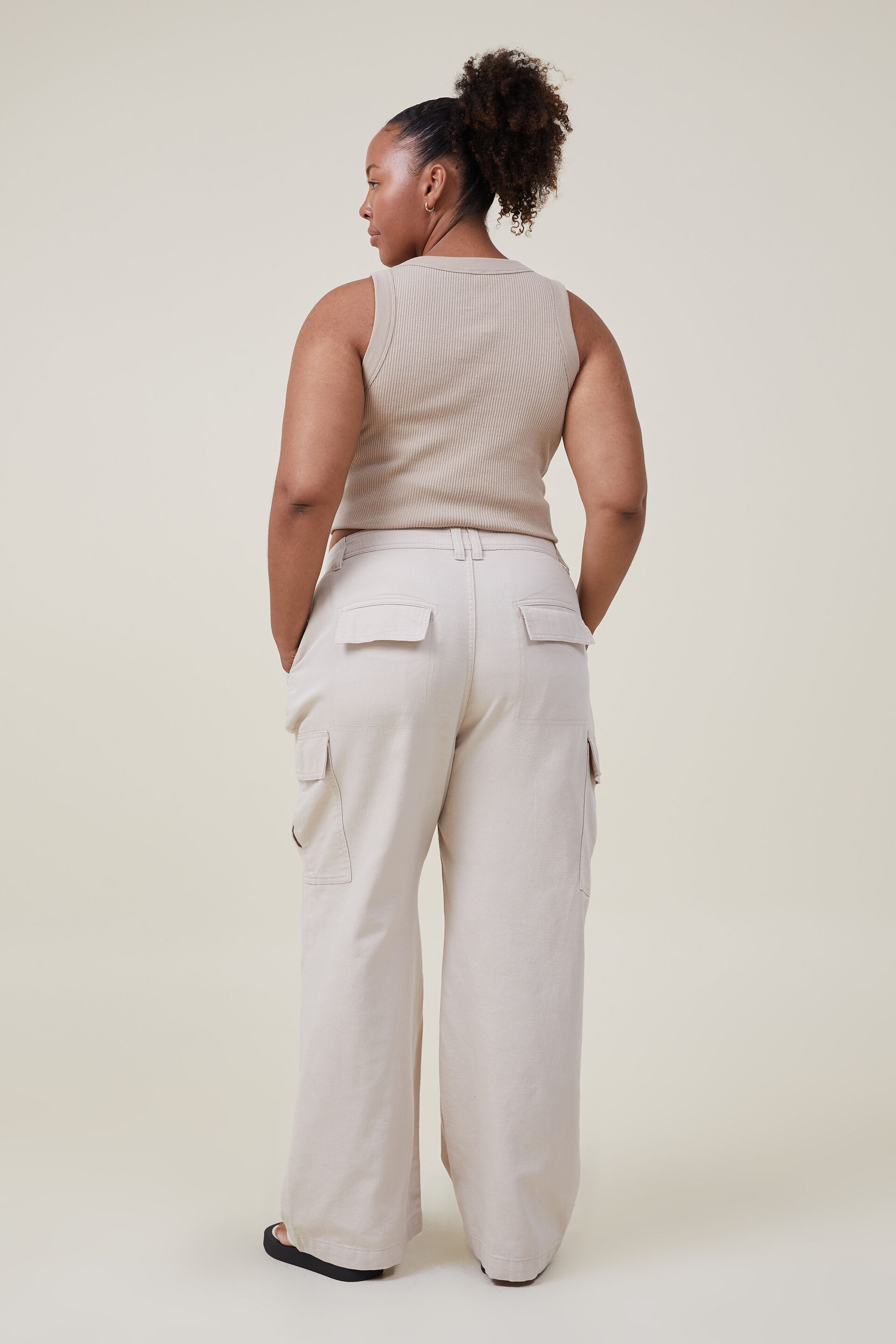 Women Casual Solid Cotton Linen Elastic Waist Drawstring Long Wide Leg Pants  Plus Size Pants - Walmart.com in 2023 | Linen pants outfit, Casual fashion,  Autumn fashion casual