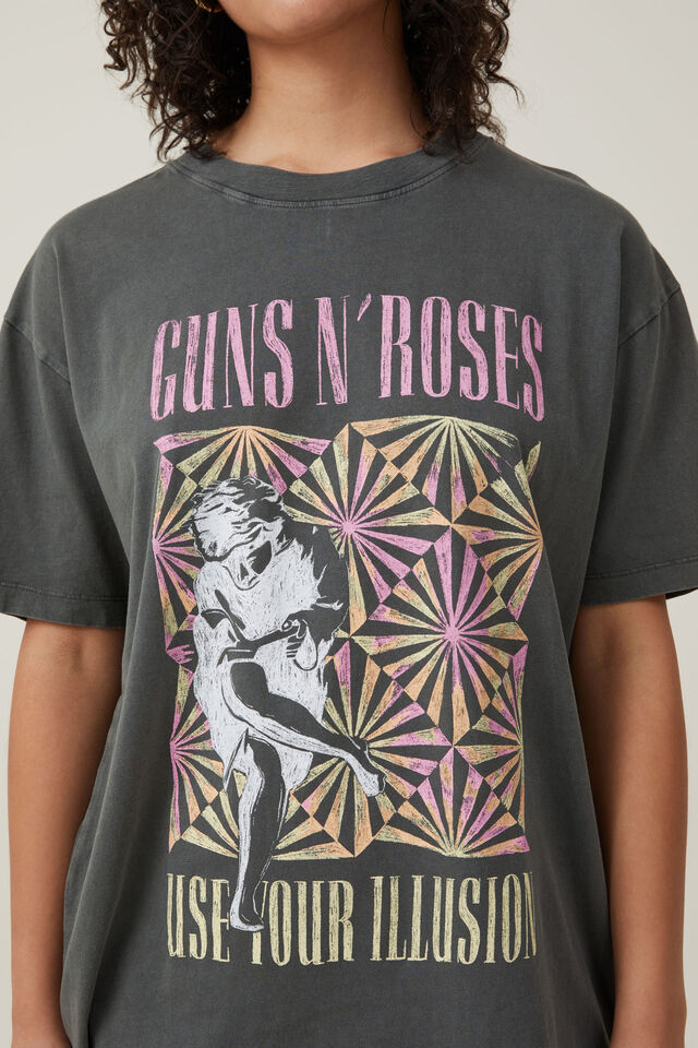 The Oversized Guns N Roses Tee, LCN BR GUNS N ROSES ILLUSION/ GRAPHITE