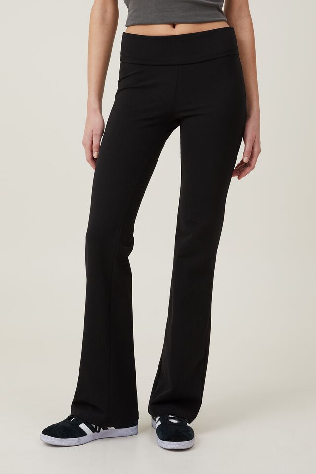 Pippy Relax Flare Pant- Black