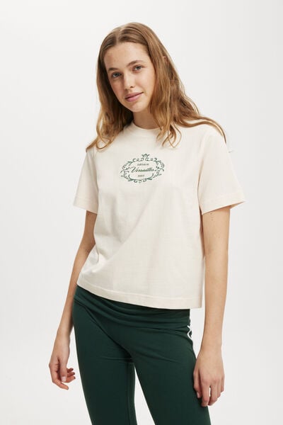 The Classic Tee, VERSAILLES/ COCONUT