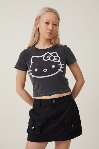 Crop Fit Graphic License Tee, LCN SAN HELLO KITTY ENLARGED FACE/WASHED BLAC