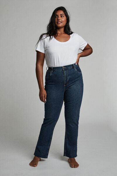 Plus size Flattering Denim & Jeans | Cotton On Curve