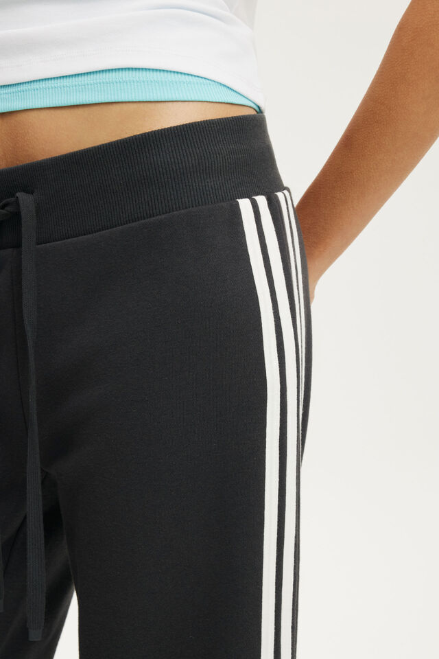 Capri Fleece Sweatpant, SHADOWSTONE/WHITE STRIPE