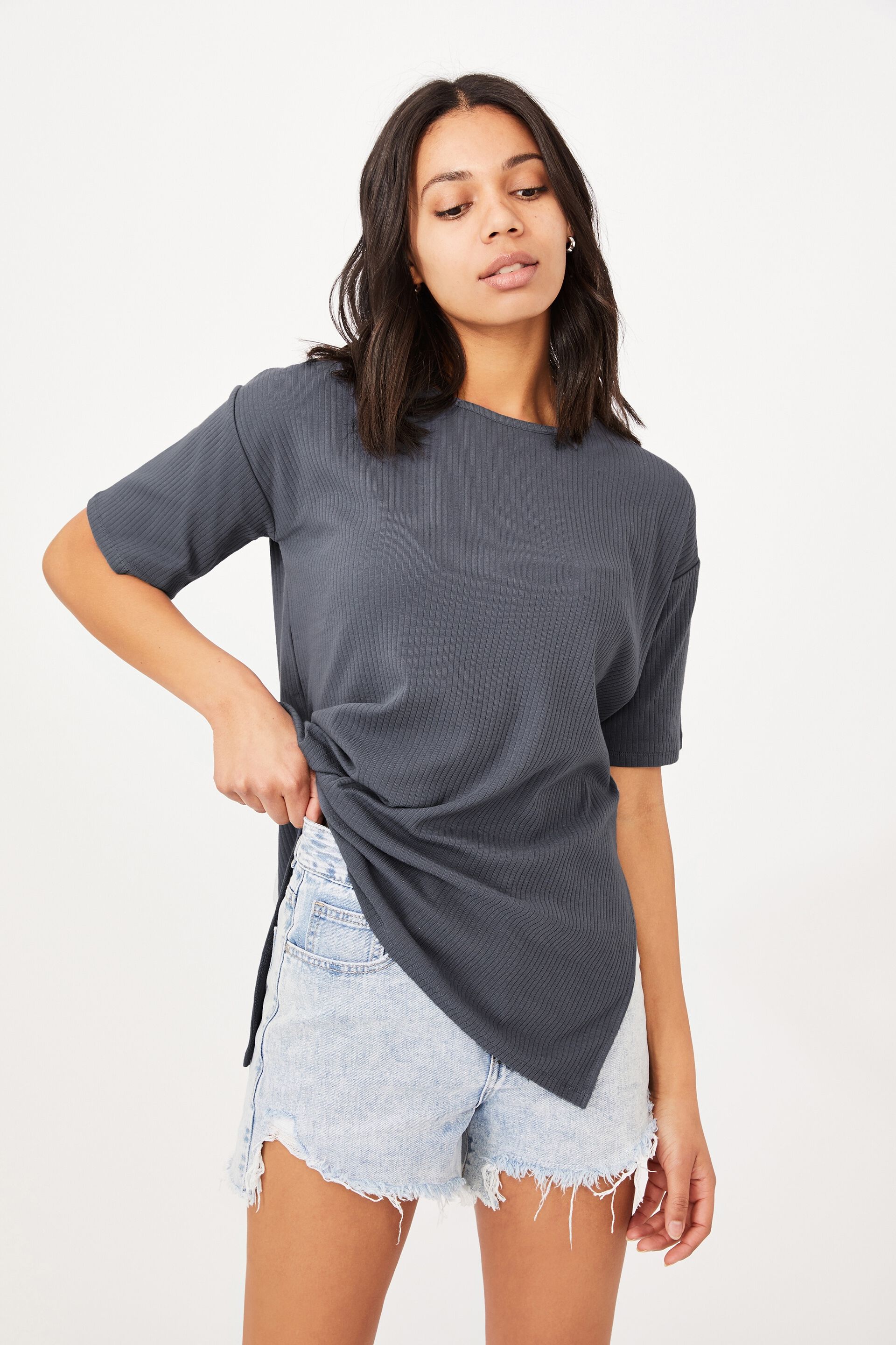 short sleeve going out tops