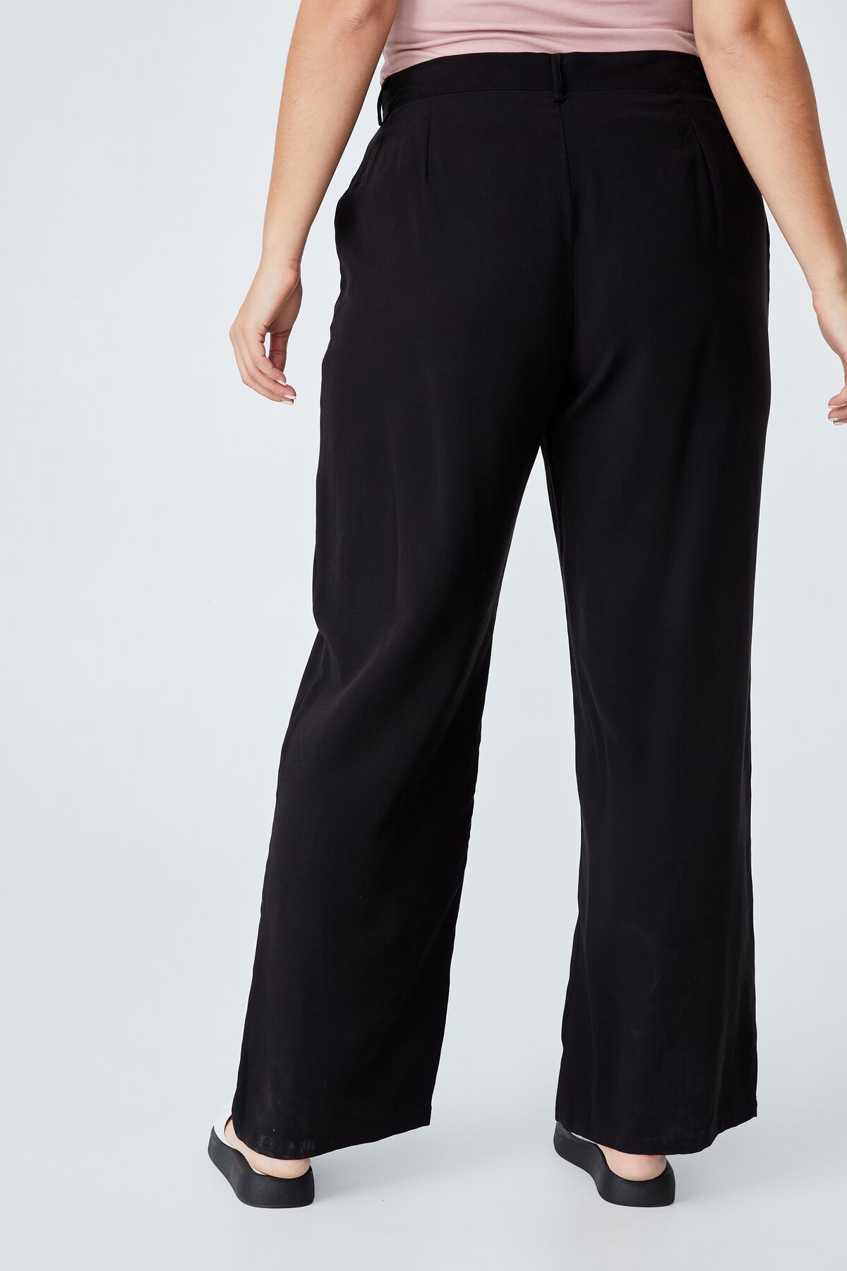 Curve Darcy Soft Tailored Pant
