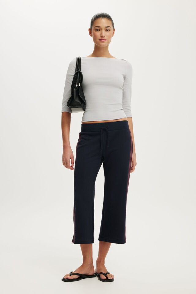 Capri Fleece Sweatpant, TOTAL ECLIPSE/SOUR CHERRY STRIPE