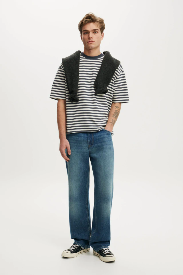 Camiseta - Cropped Fit T-Shirt R$129,90
