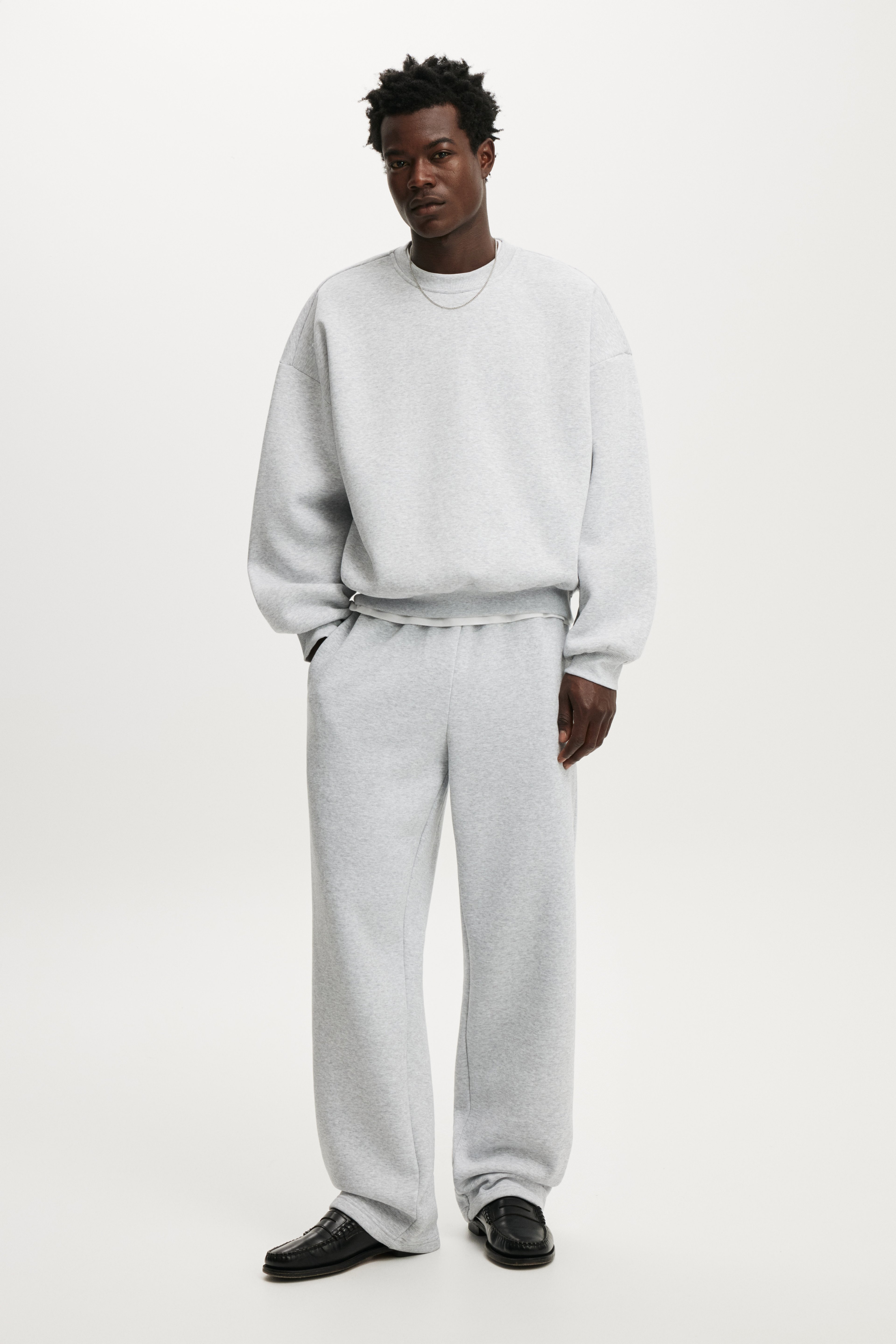 Men's Relaxed Crew Sweater & Baggy Track Pant,