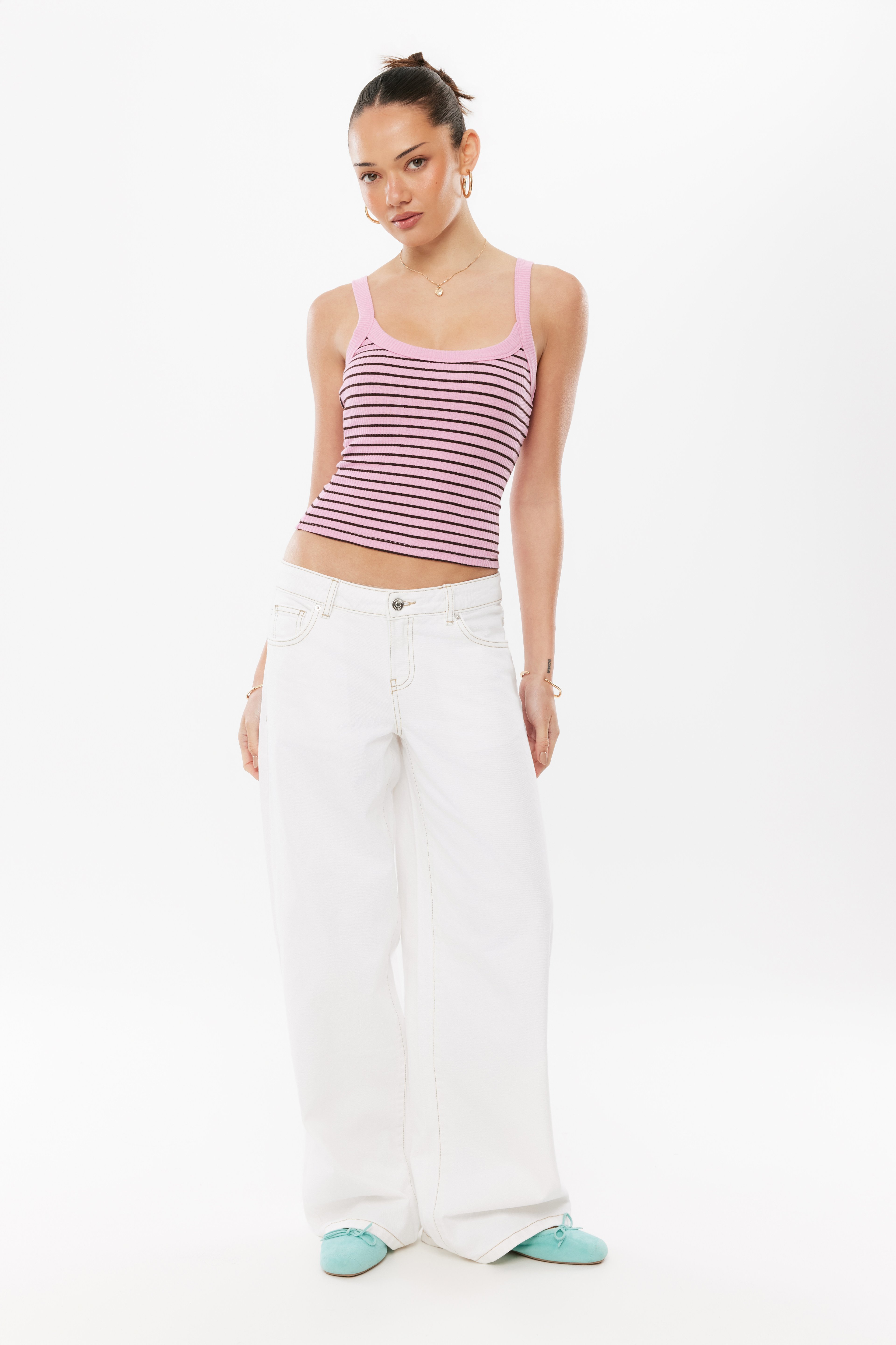 Riri Scoop Neck Tank & Low Rise Baggy Jean Bundle, 