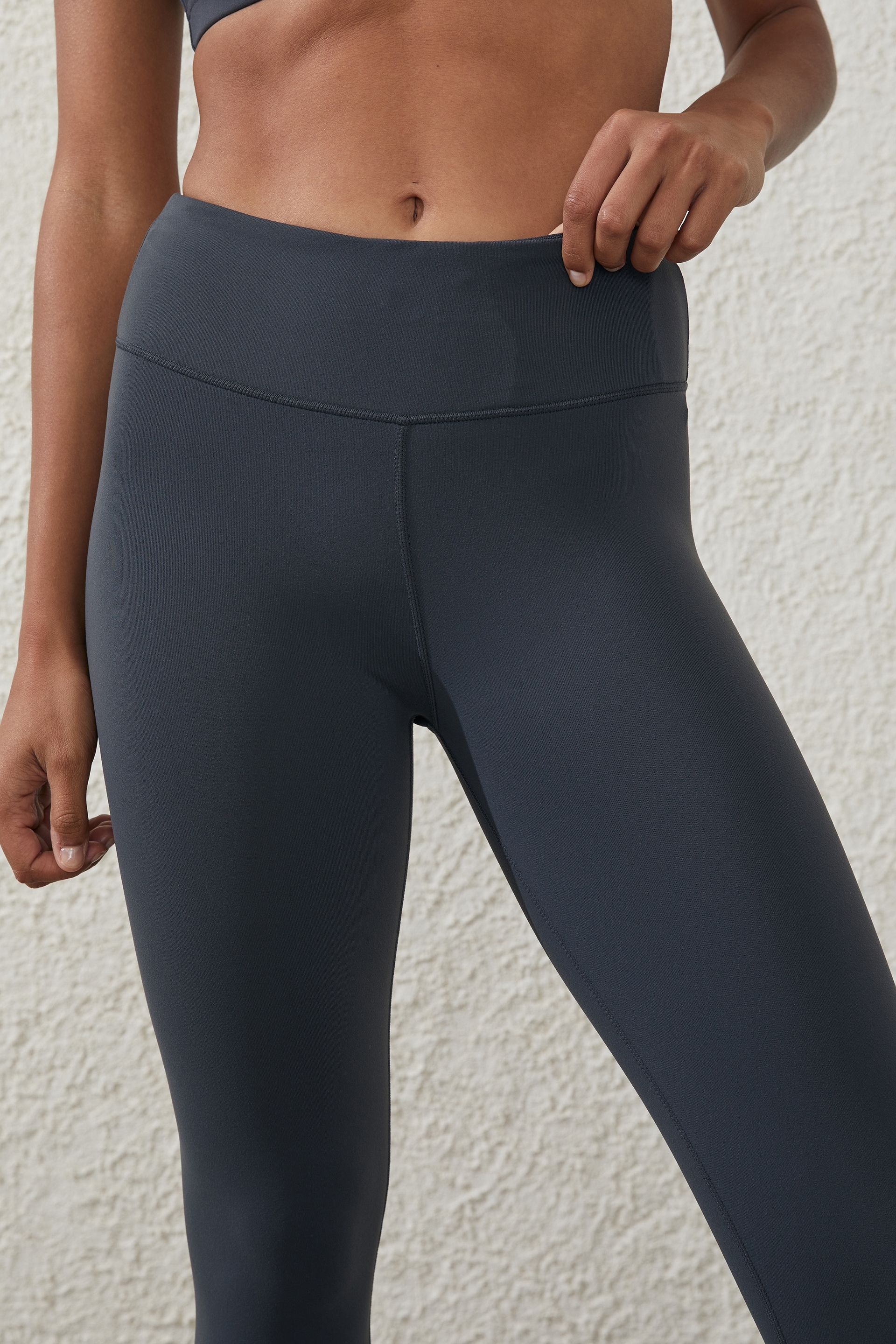 ON Active Tights Women