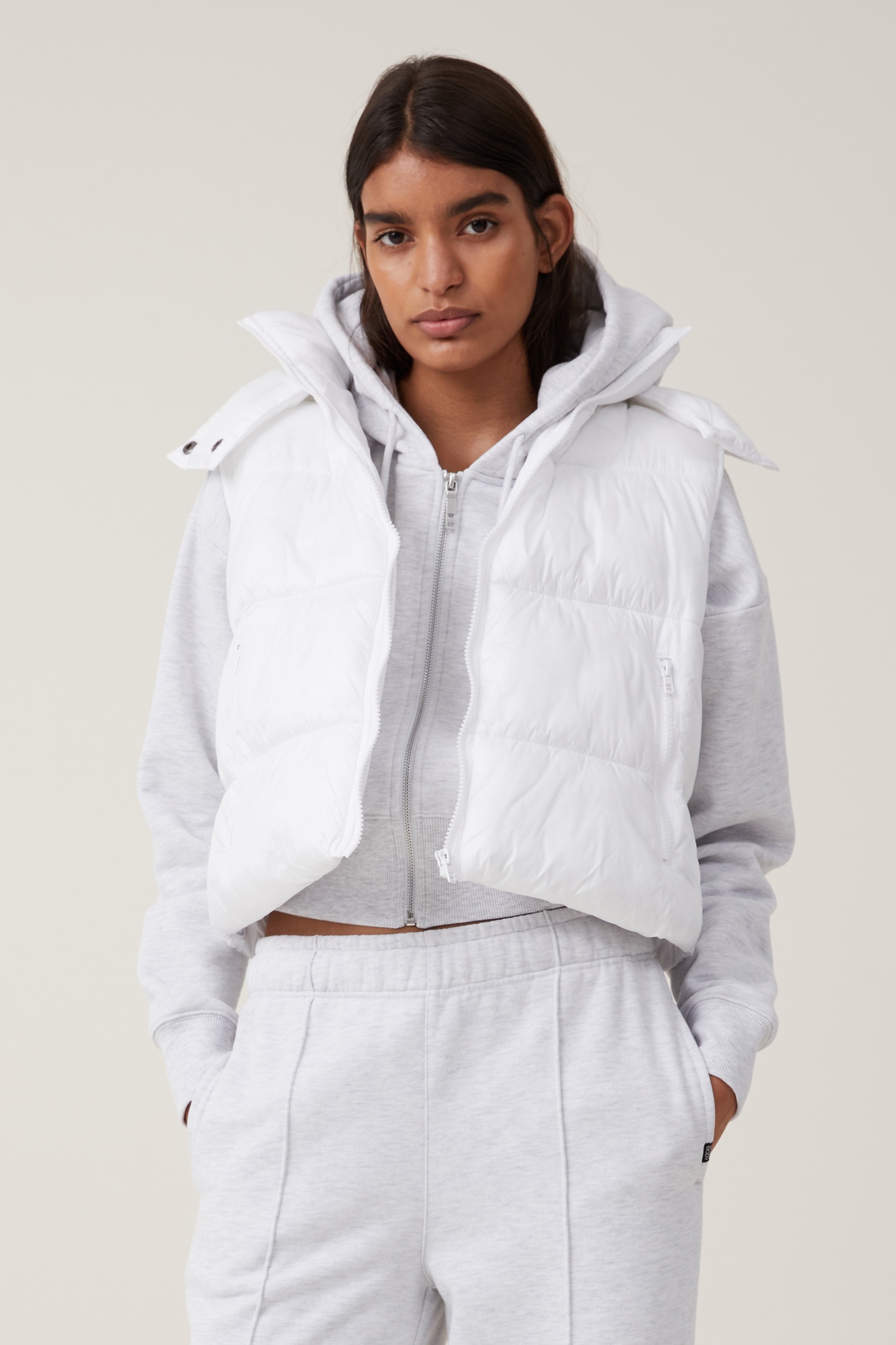 Body - The Recycled Mother Hooded Puffer Vest 2.0 - White