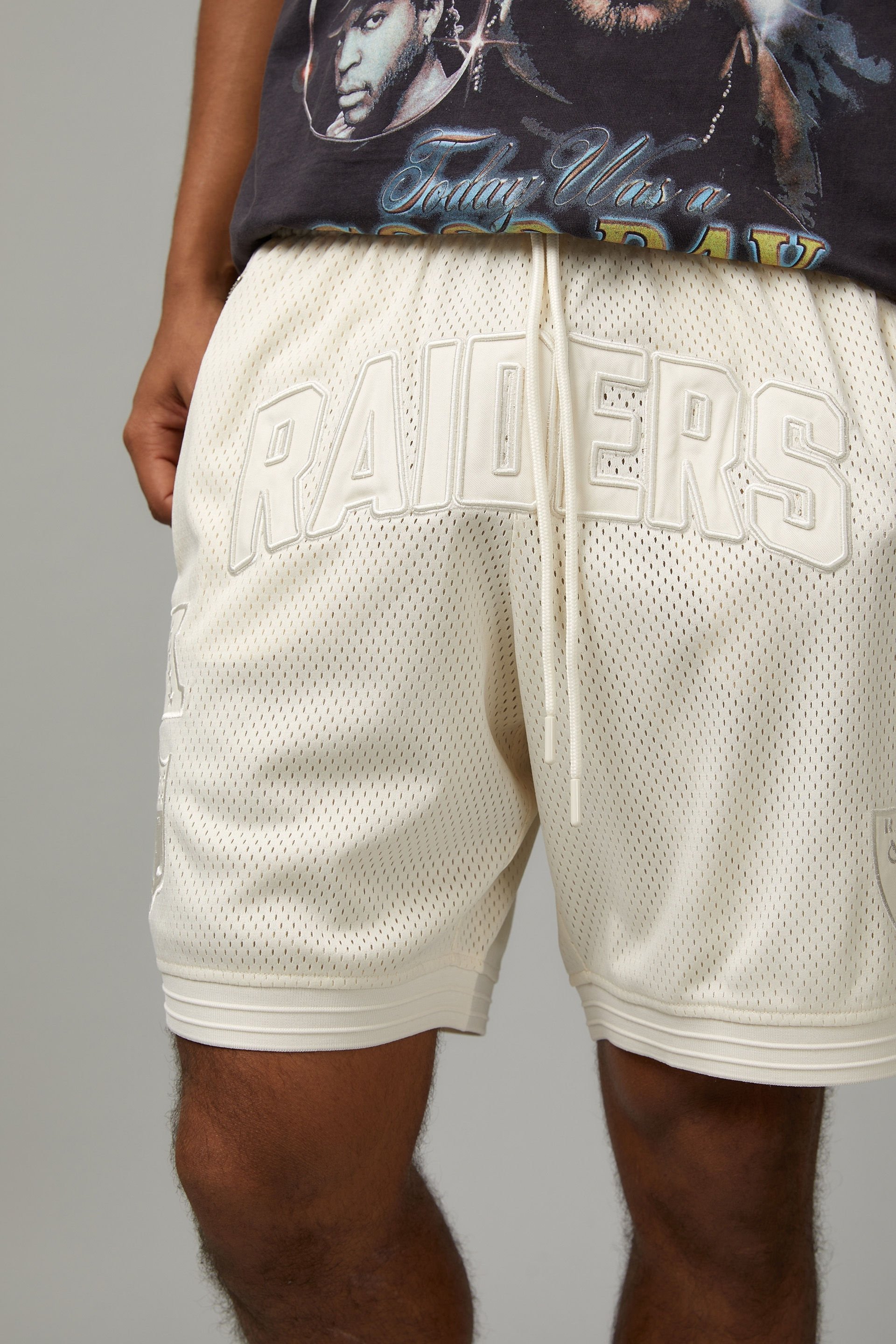 Cloth basketball store shorts