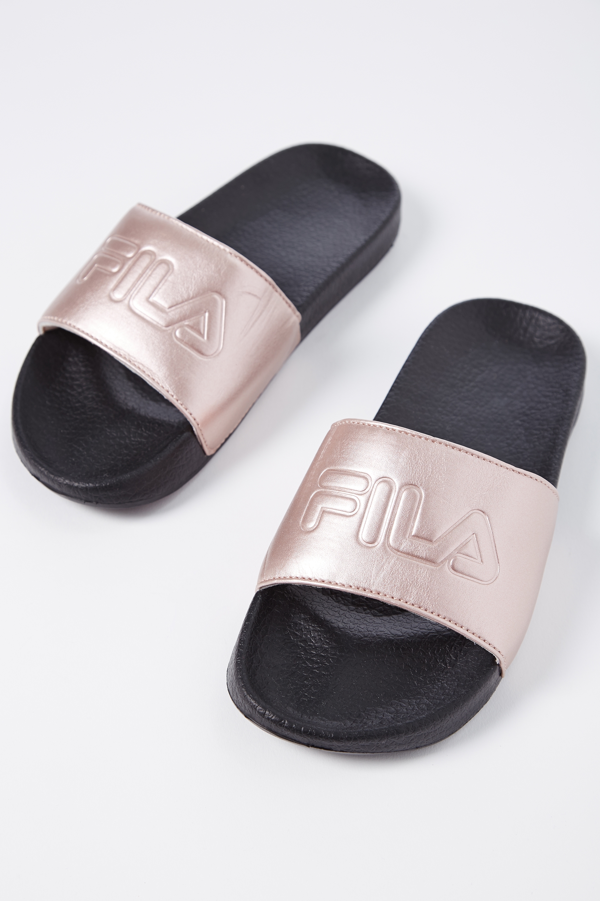 fila sandals mens gold