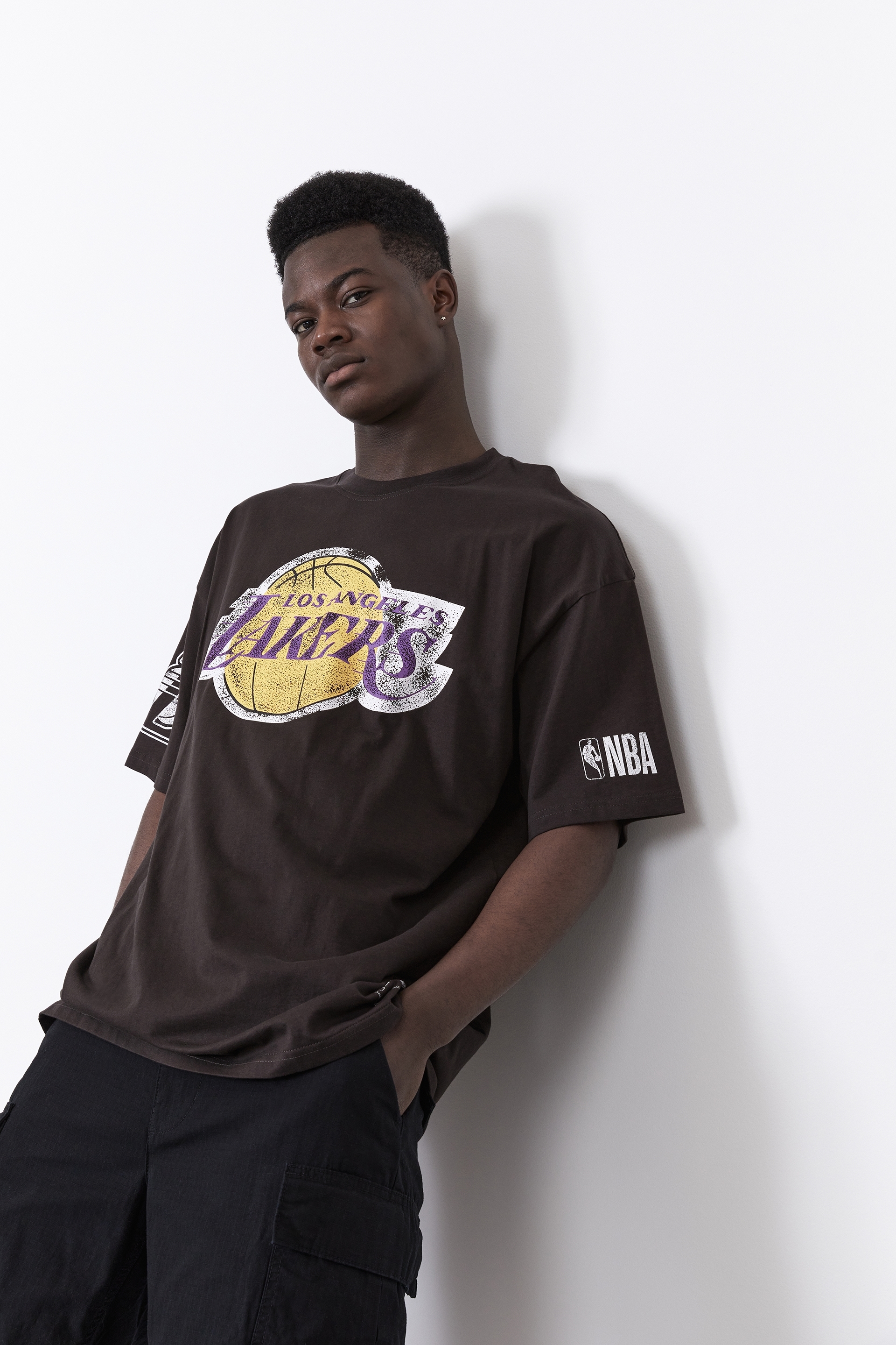 Factorie - NBA LA Lakers Oversized T Shirt - Lcn nba choc torte/lakers logo