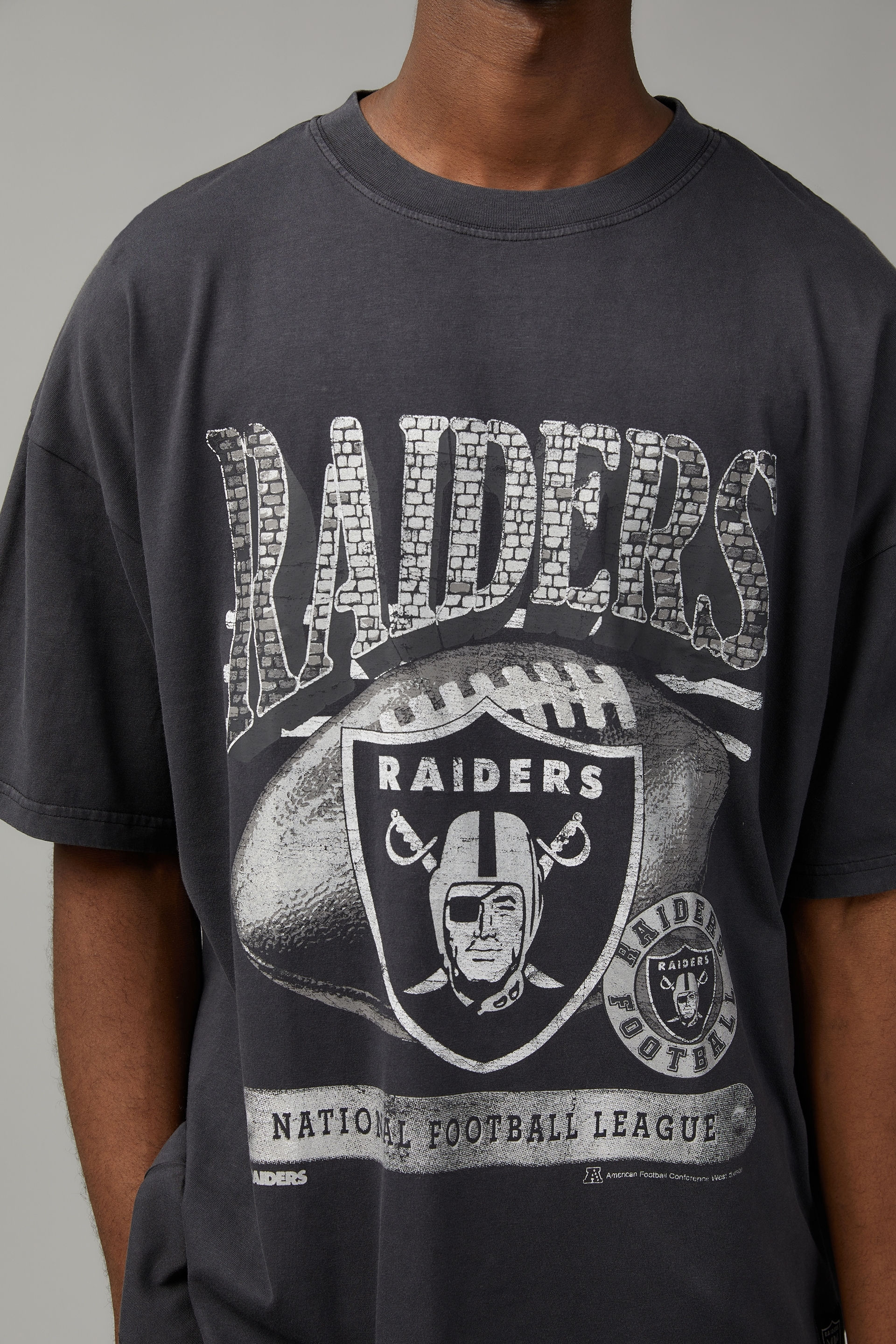 NFL Las Vegas Raiders T Shirt Mens S or M Longline American Football Jersey