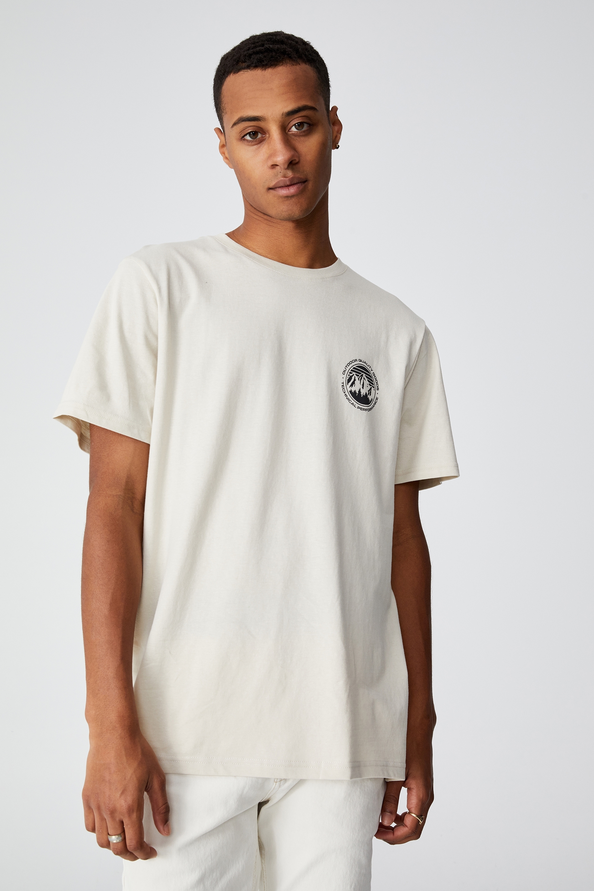 Cotton On Men - Tbar Souvenir T-Shirt - Bone/outdoor quality goods