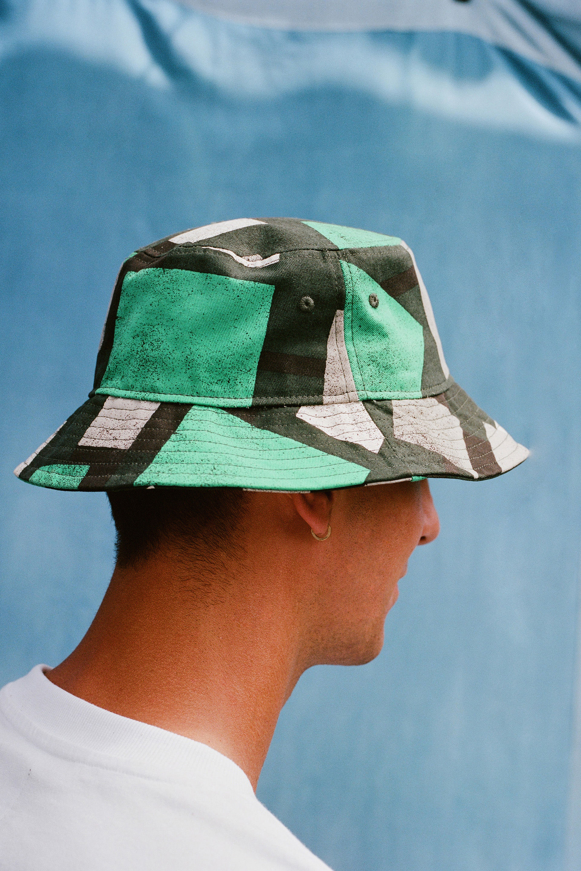 The Smile Bucket Hat - White by Kule | Os