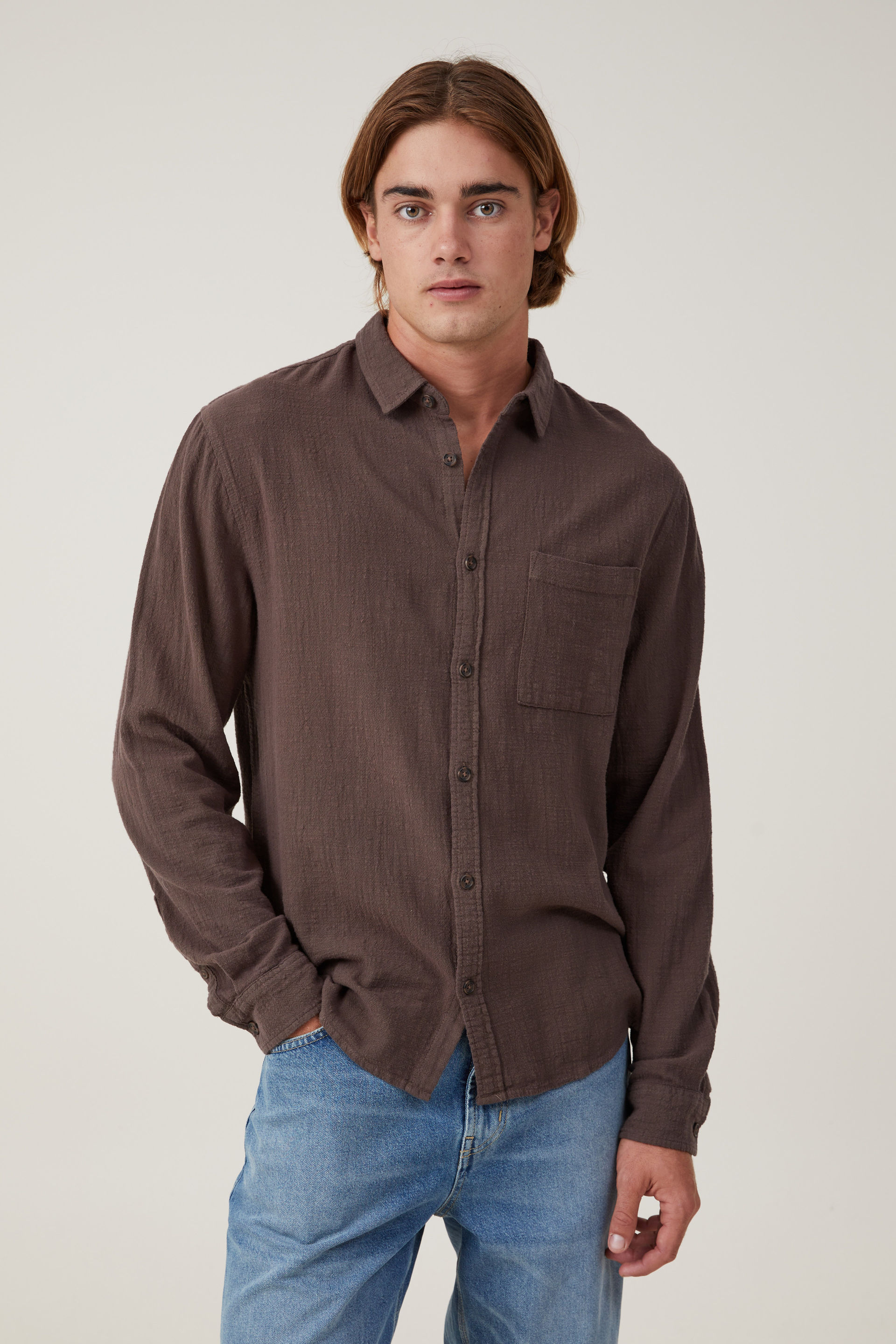 Cotton On Men - Portland Long Sleeve Shirt - Rich brown cheesecloth