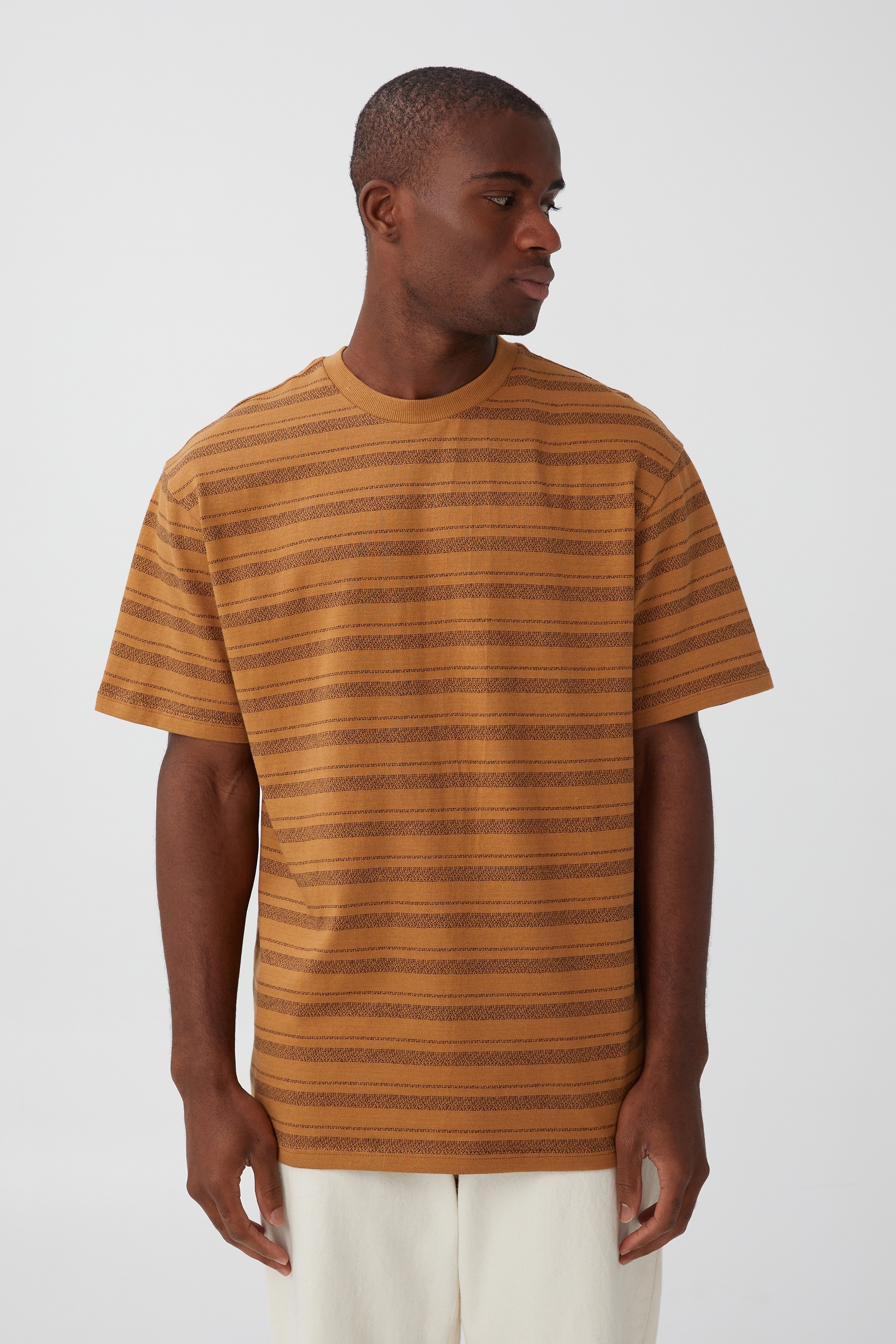 Cotton On Men - Loose Fit T-Shirt - Ginger textured stripe