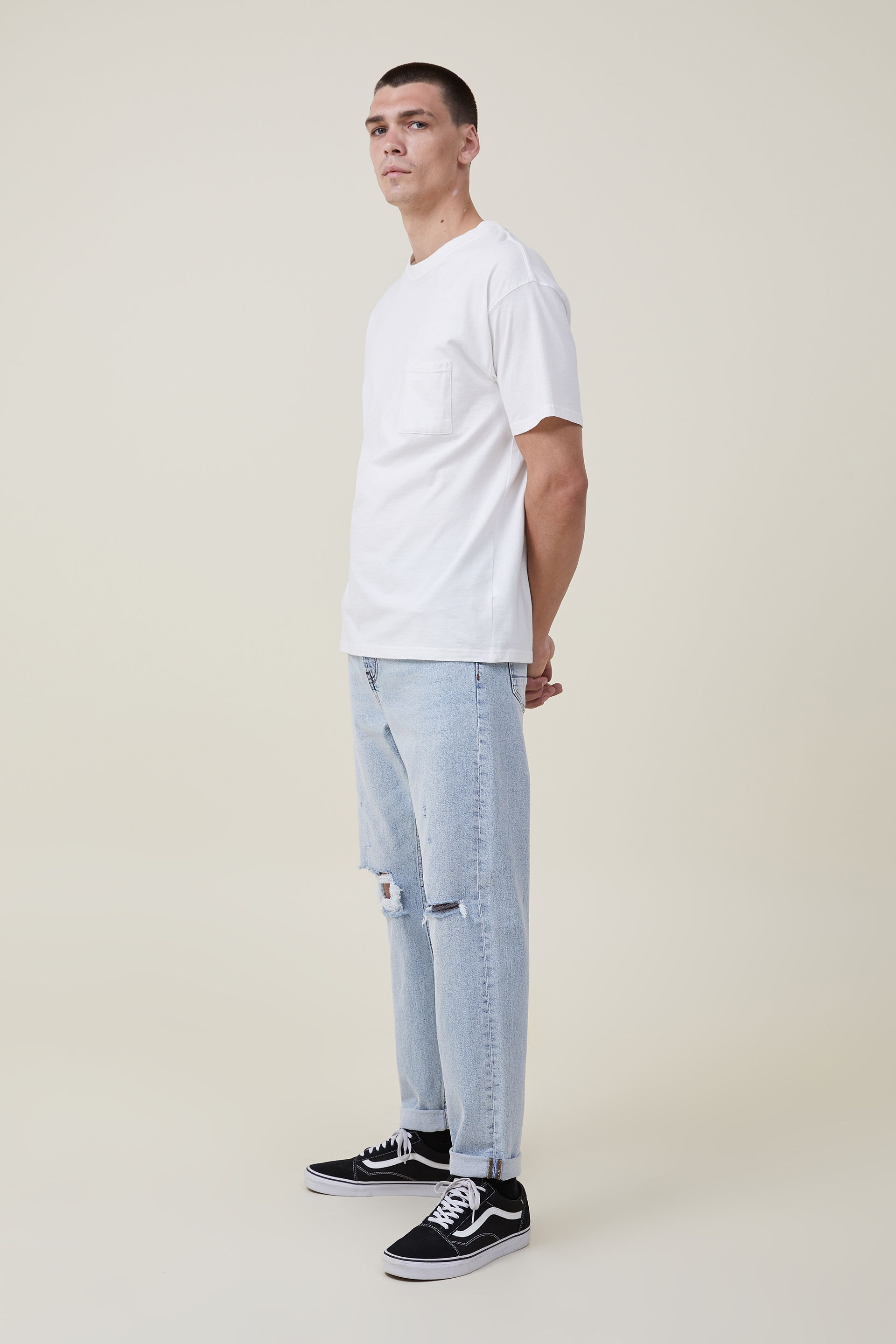 Relaxed Tapered Jean