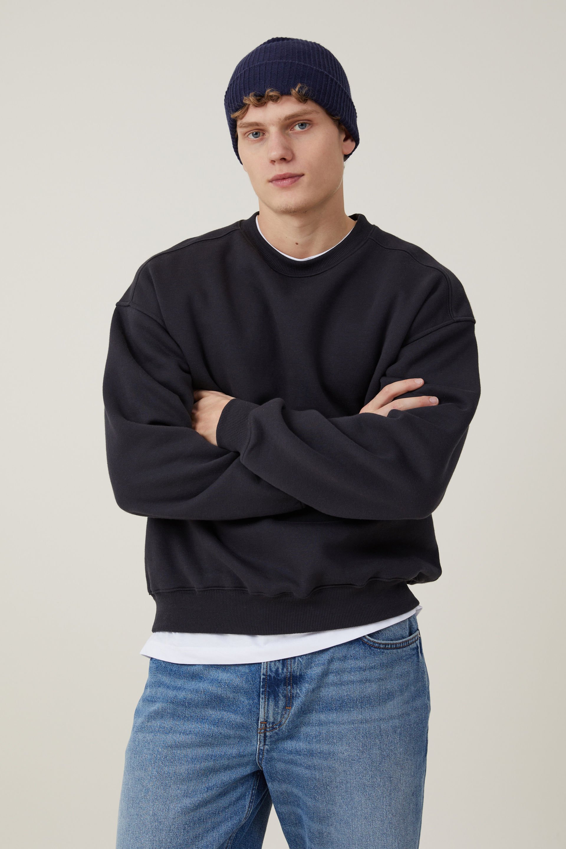 Cotton On Men - Box Fit Crew Sweater - Washed black