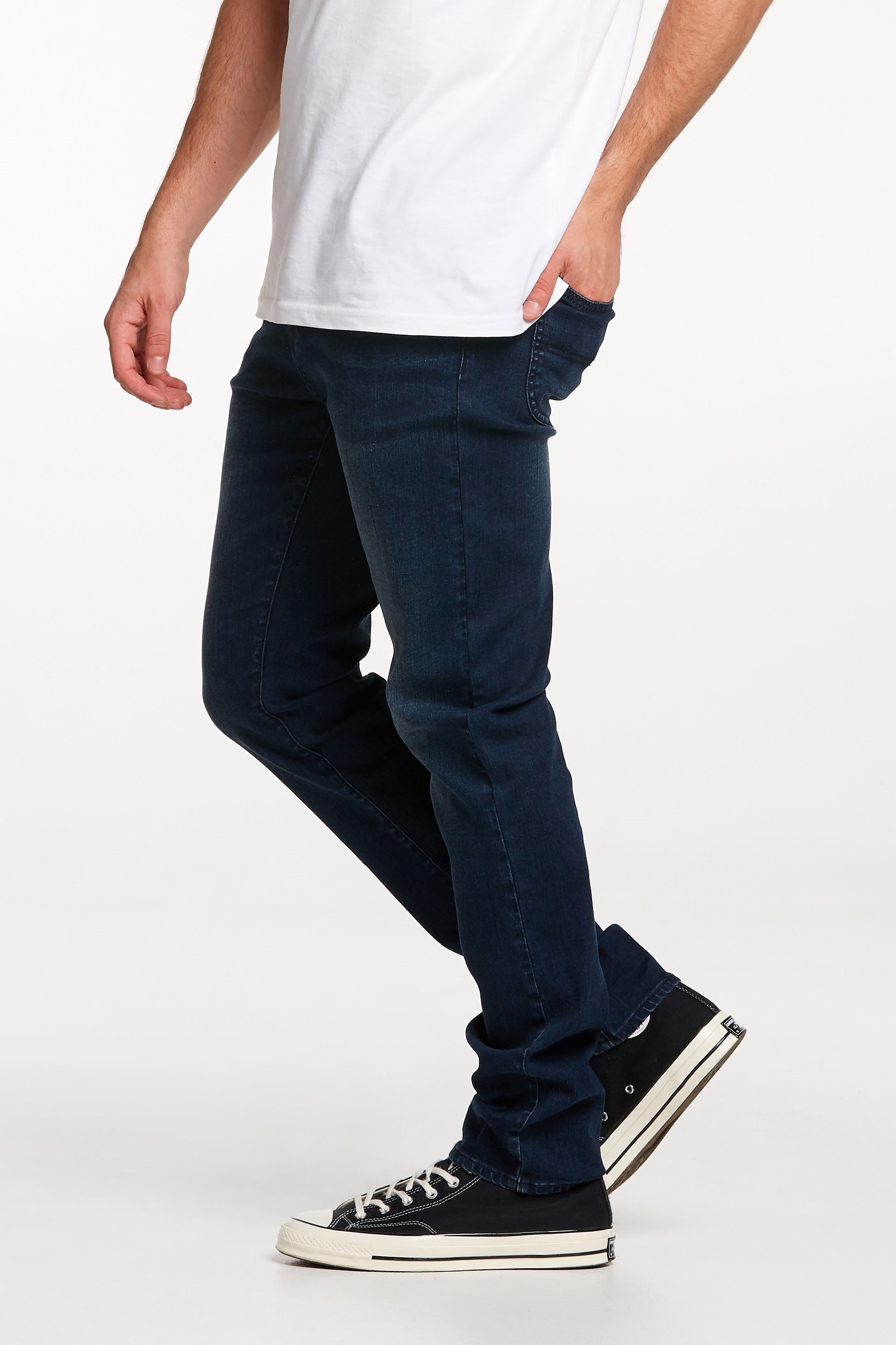 r2 slim and narrow jeans