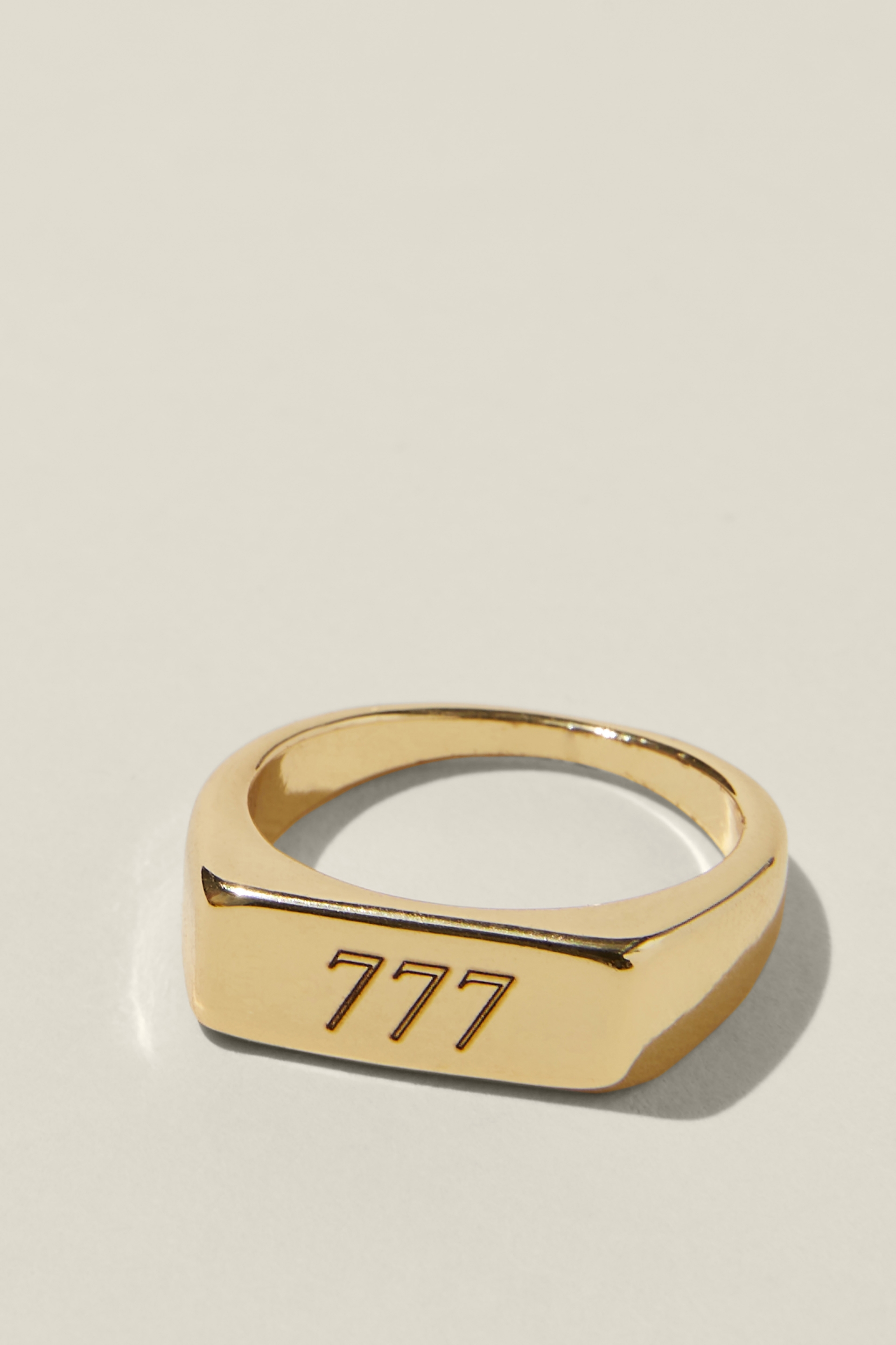 mens personalised gold ring