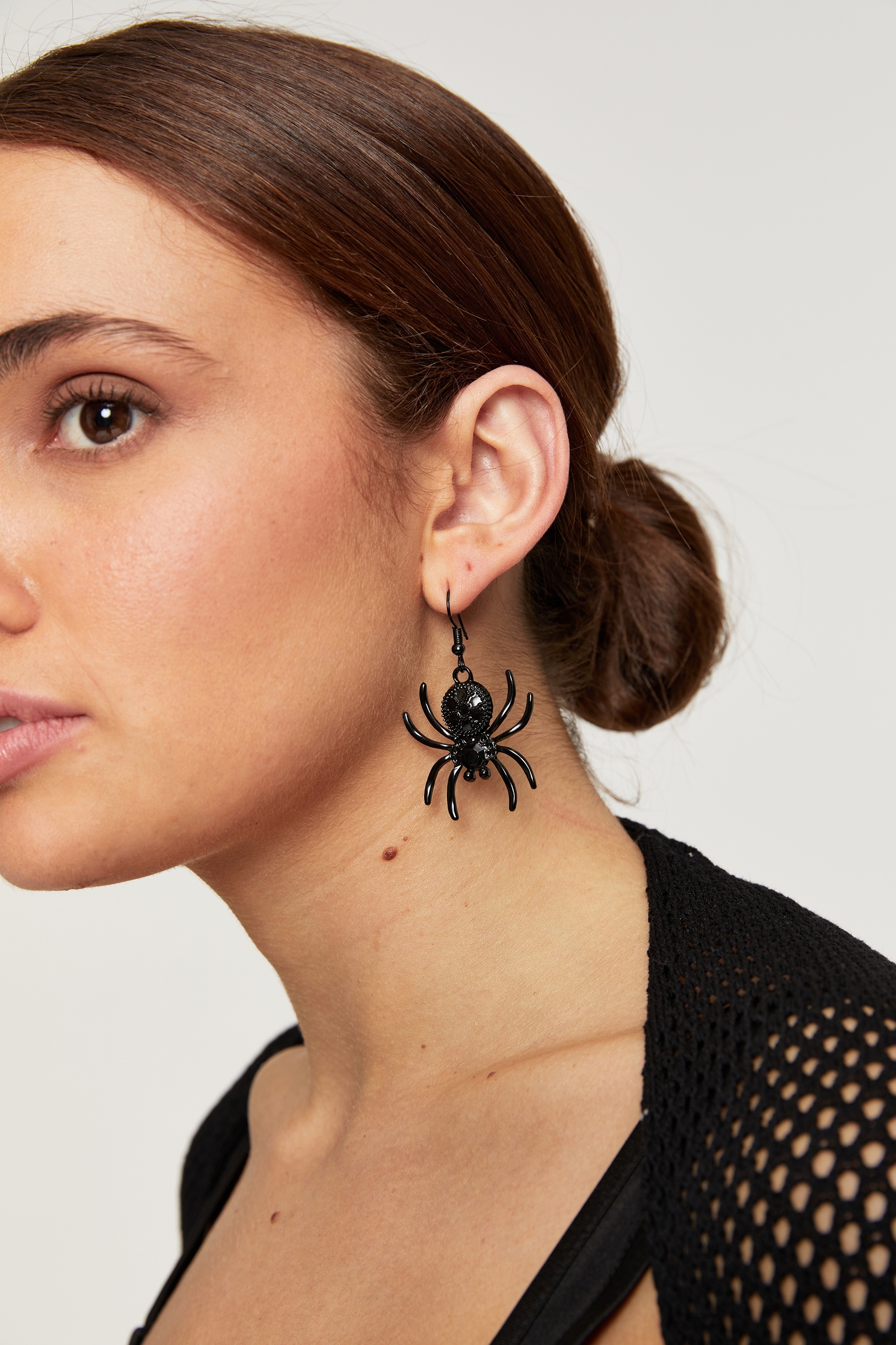 Supré - Spider Earrings - Black
