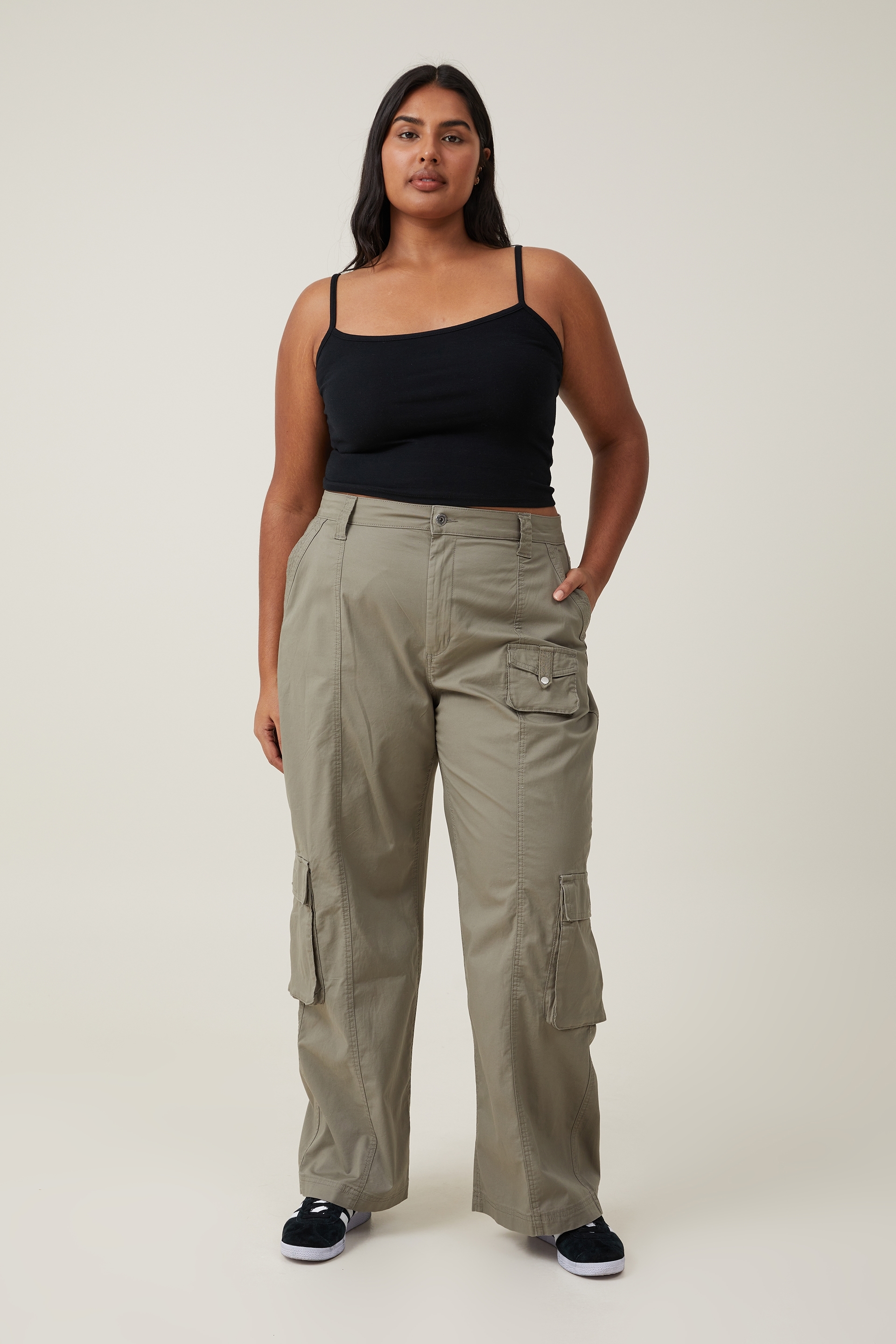 FAIWAD Elastic Waist Cargo Pants for Women High Waisted Baggy Straight  Lightweight Pants with Pockets (Medium, Black2) 