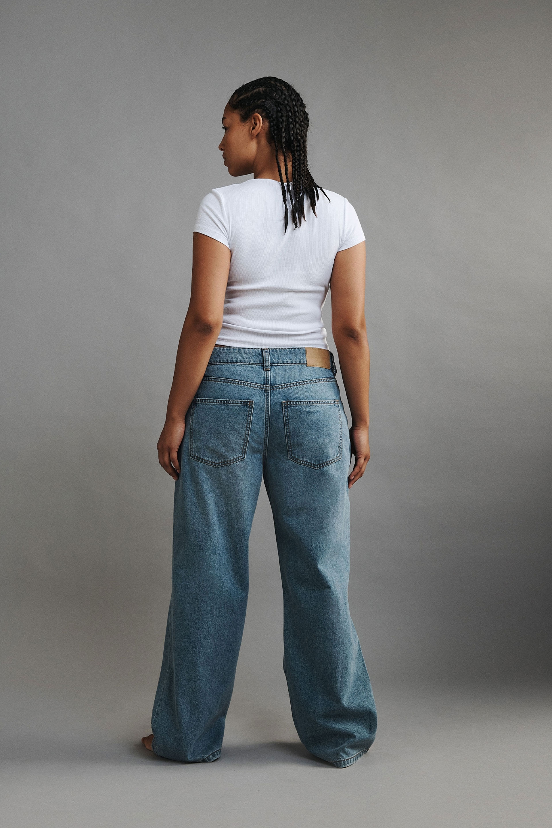 Buy SOLID BLUE HIGH-RISE BAGGY JEANS for Women Online in India