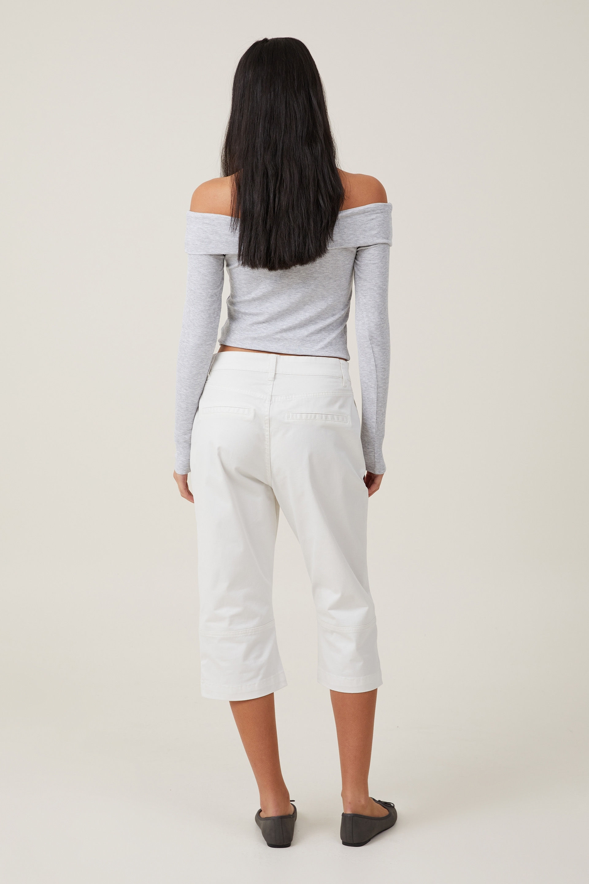 Mama & Bebe Solid Stretchable Capri Pants With Adjustable Waist Cream  Online in India, Buy at Best Price from Firstcry.com - 12025583