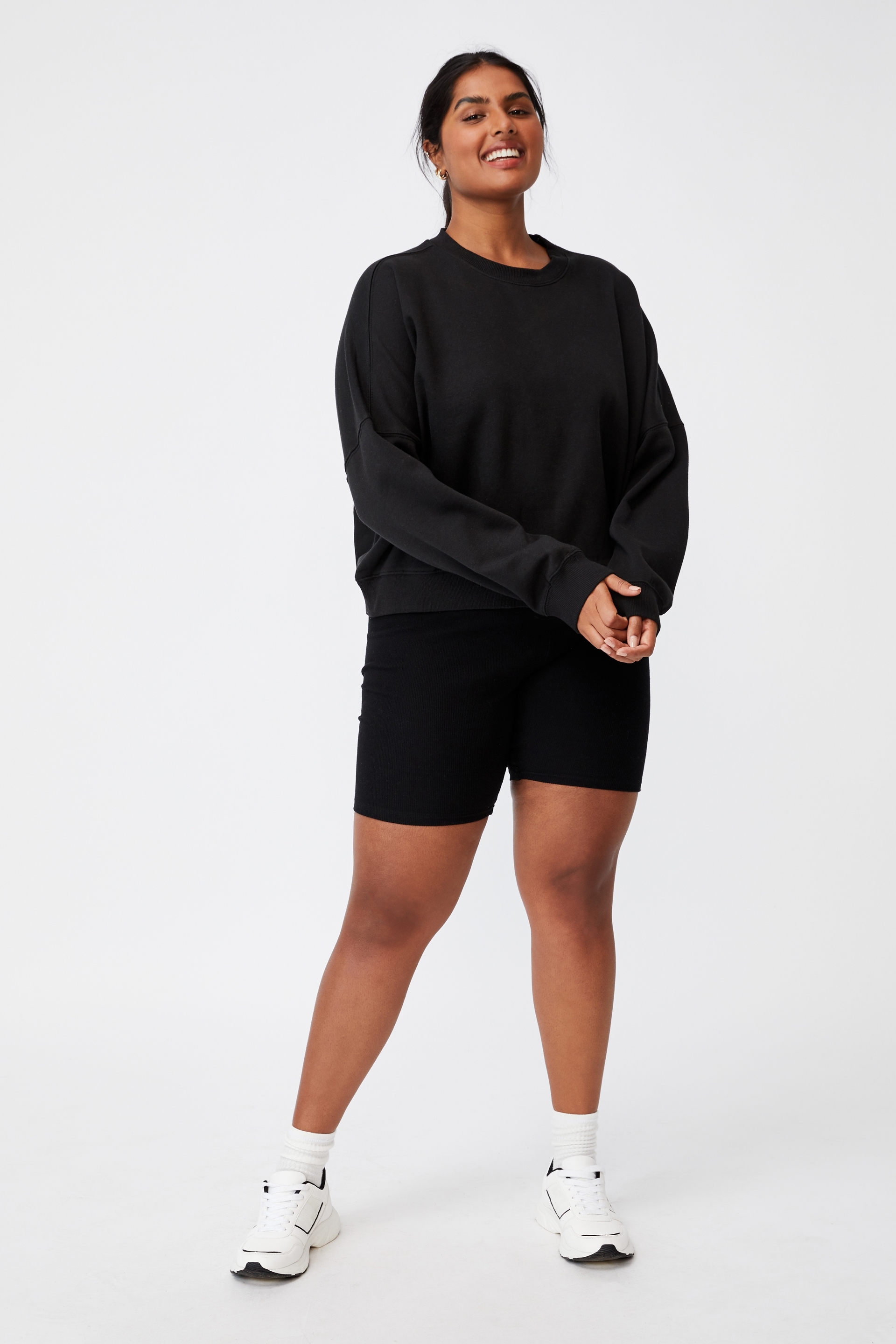 Cotton On Women - Curve Classic Crew Neck Pullover - Washed black