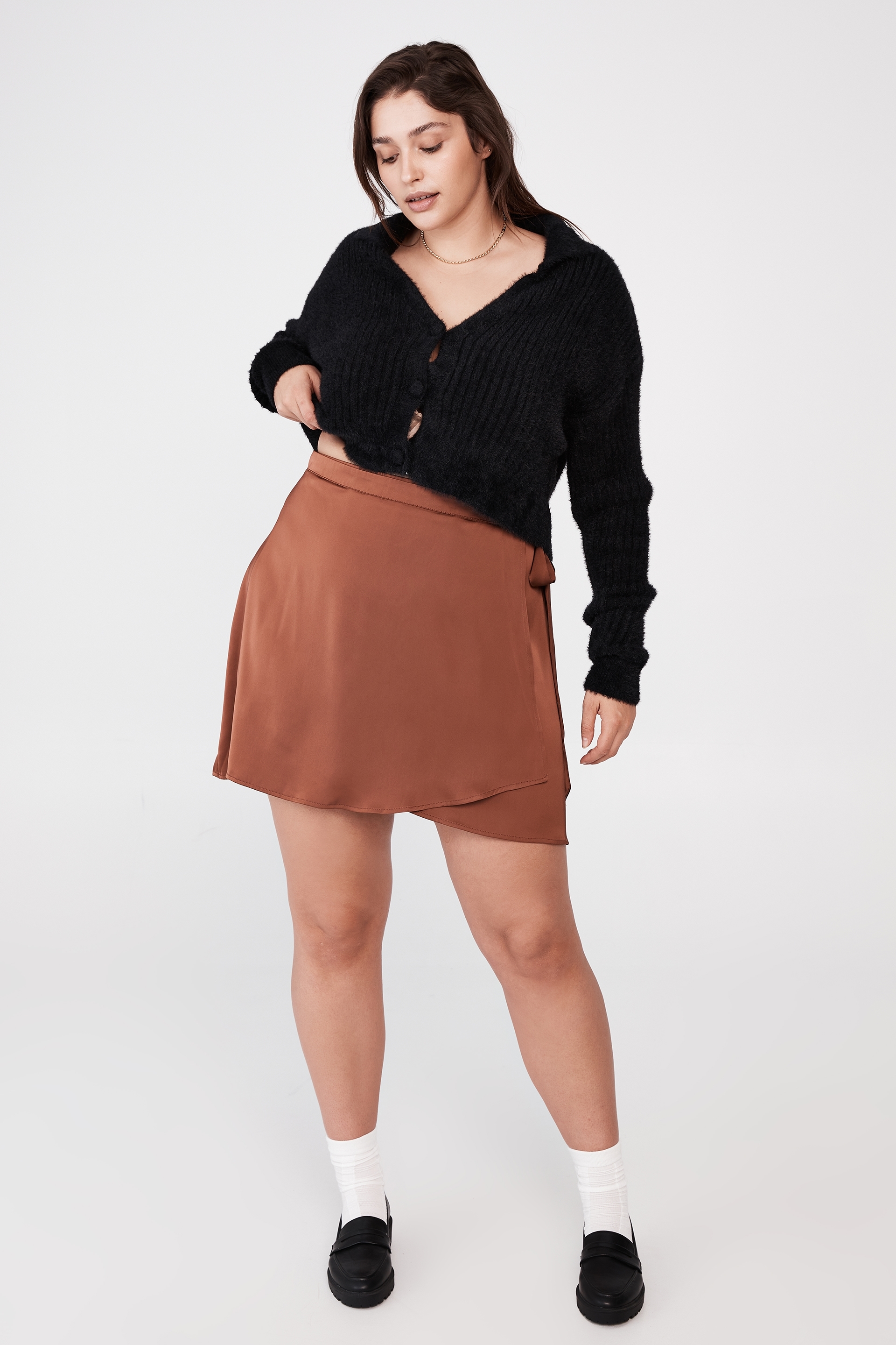 Cotton On Women - Curve Woven Santorini Satin Wrap Mini Skirt - Vintage brown