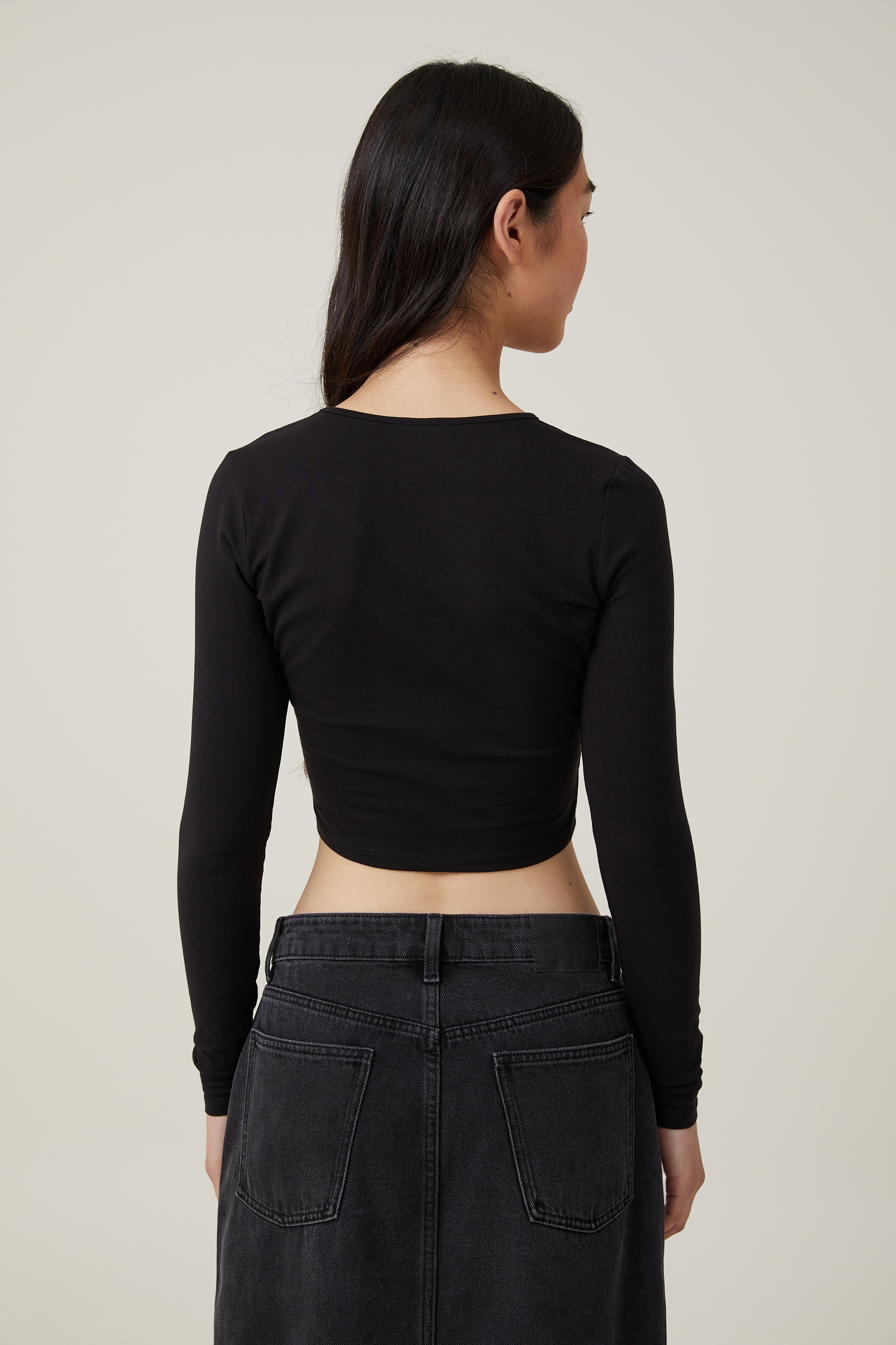 Everlast Womens Athletic Shirt Top Back Keyhole Long Sleeve Black