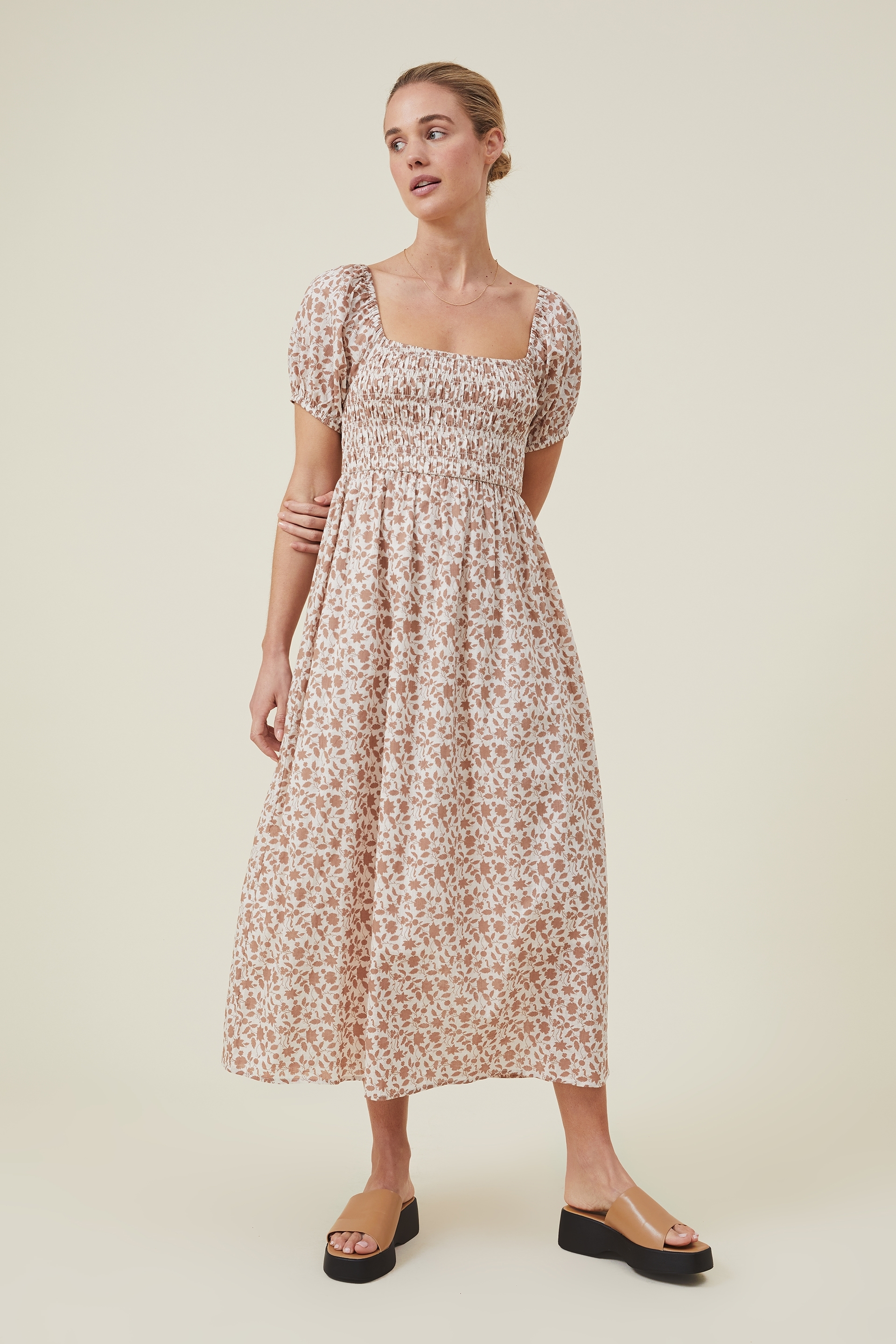 Cotton On Women - Adrianna Shirred Maxi Dress - Brihanna floral russet brown