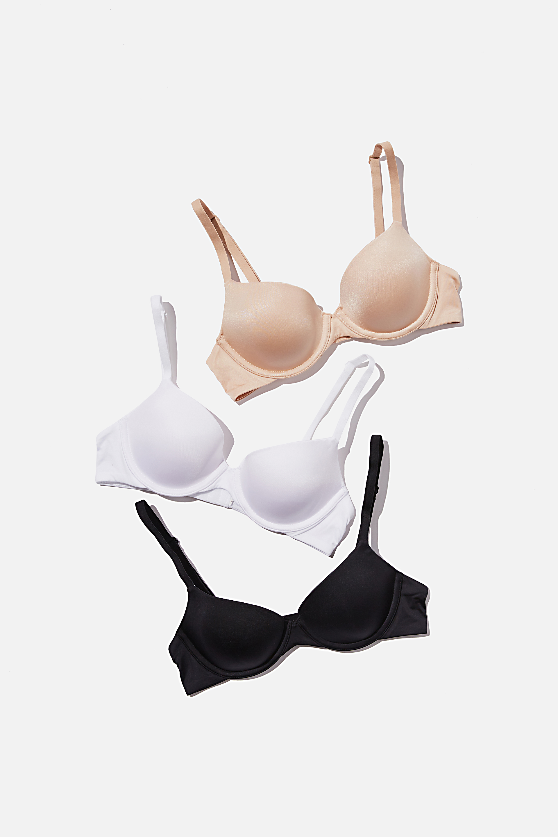 🎀This 2 pack of moulded t-shirt bras are our best selling shape. It's  super comfortable and perfect for everyday wear. 🎀SIZE :…